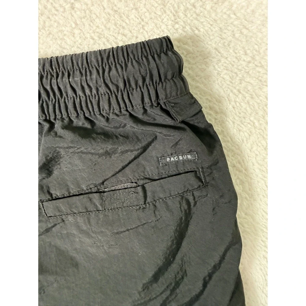 PacSun Volley Shorts‎ Mens M Black Nylon Elastic Waist Drawstring Trunk 6.5